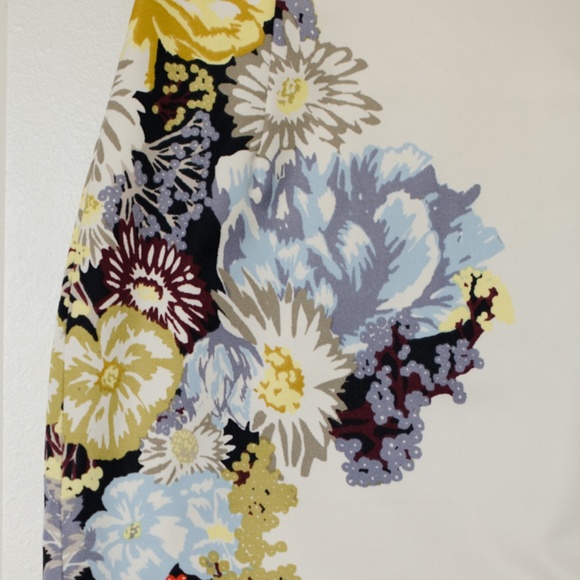 H&M Floral Pencil Lined Skirt Size 2 - Picture 4 of 9